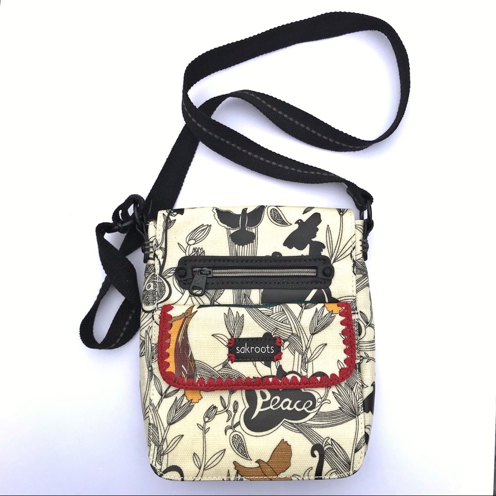 Sakroots The Sak BRAND NEW Cream Crossbody Bag